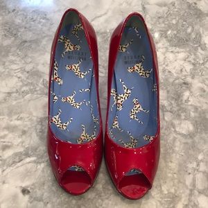 Stuart Weitzman - peep toe wedge- size 7.5